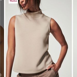 SPANX FAWN AIRESSENTIALS SLEEVELESS MOCK NECK TOP SIZE S/P